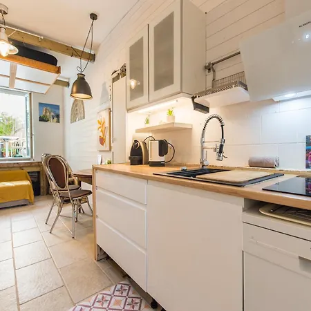 Le Jardin Suspendu -studio-terrasse-clim-wifi