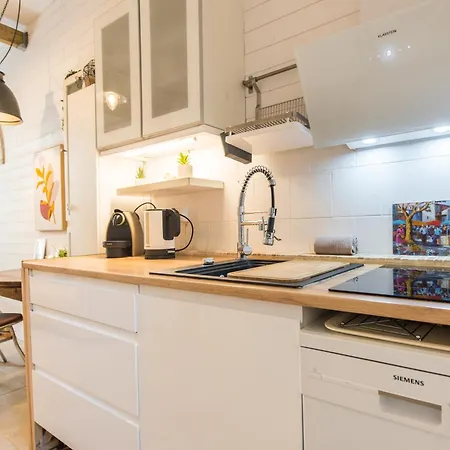 Apartamento Le Jardin Suspendu -studio-terrasse-clim-wifi