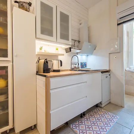 Apartamento Le Jardin Suspendu -studio-terrasse-clim-wifi *